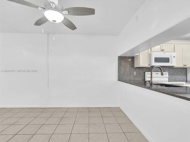 1212 SE Bahama Bend G1, Coconut Creek, FL 33066