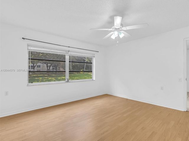 1212 SE Bahama Bend G1, Coconut Creek, FL 33066