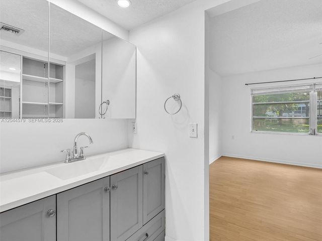 1212 SE Bahama Bend G1, Coconut Creek, FL 33066