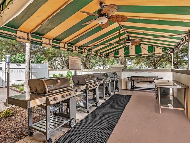 1212 SE Bahama Bend G1, Coconut Creek, FL 33066