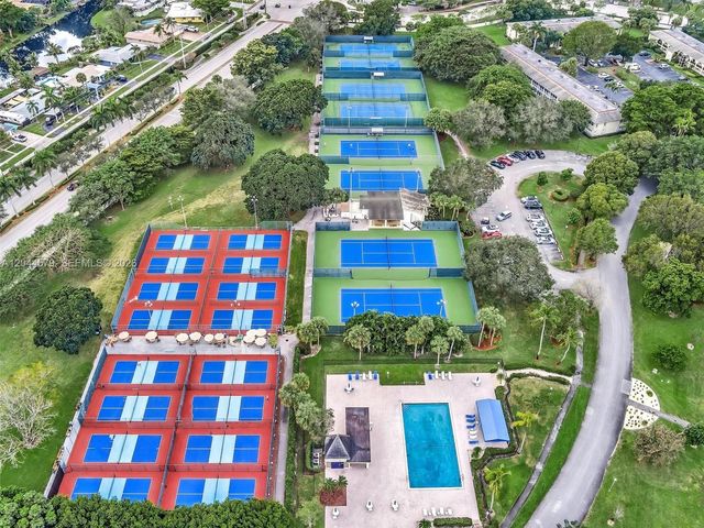 1212 SE Bahama Bend G1, Coconut Creek, FL 33066