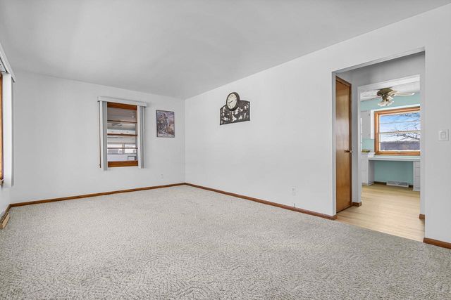 4576 ALGOMA ROAD, New Franken, WI 54229