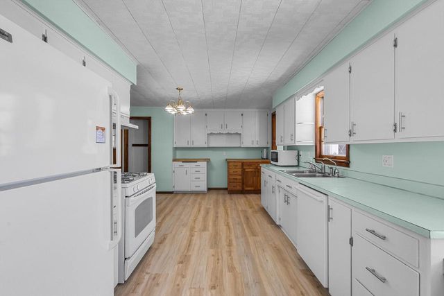 4576 ALGOMA ROAD, New Franken, WI 54229