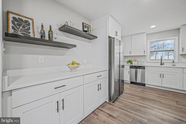 17731 MASON DIXON RD, Hagerstown, MD 21740