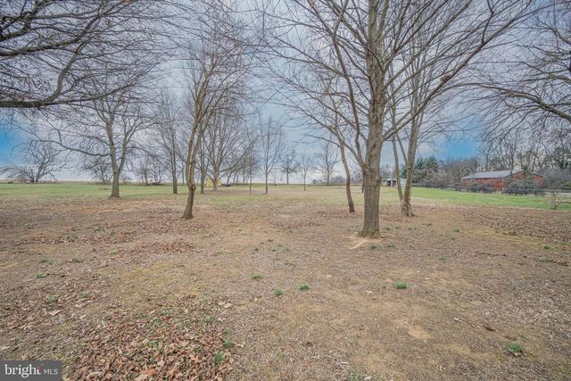 17731 MASON DIXON RD, Hagerstown, MD 21740