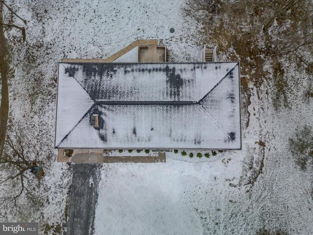 17731 MASON DIXON RD, Hagerstown, MD 21740