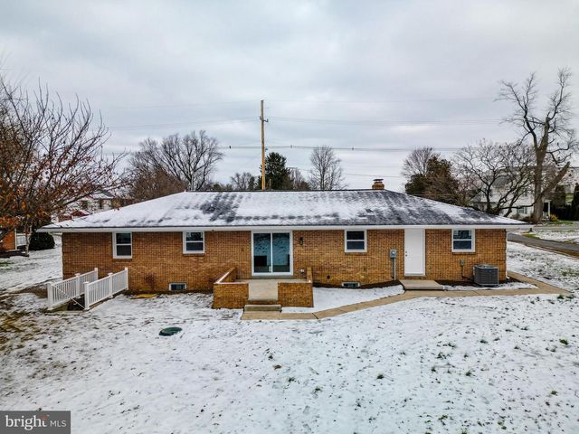 17731 MASON DIXON RD, Hagerstown, MD 21740