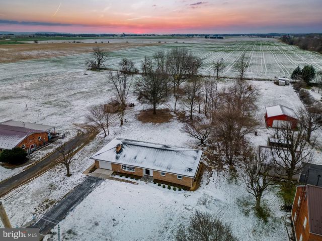 17731 MASON DIXON RD, Hagerstown, MD 21740