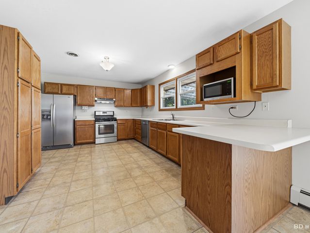 14018 Cokes Road, Homer Glen, IL 60491