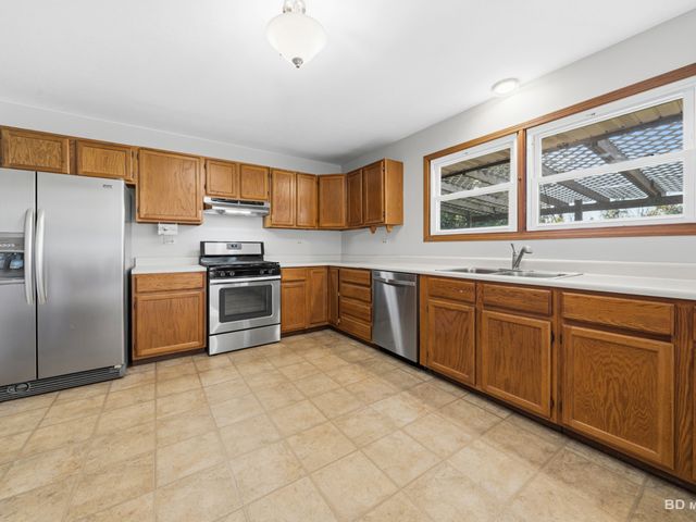 14018 Cokes Road, Homer Glen, IL 60491