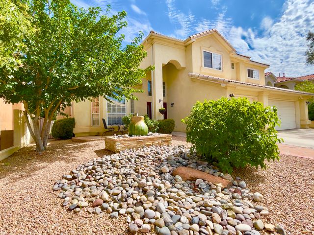 6905 Suerte Place NE, Albuquerque, NM 87113