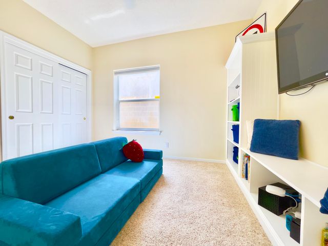 6905 Suerte Place NE, Albuquerque, NM 87113