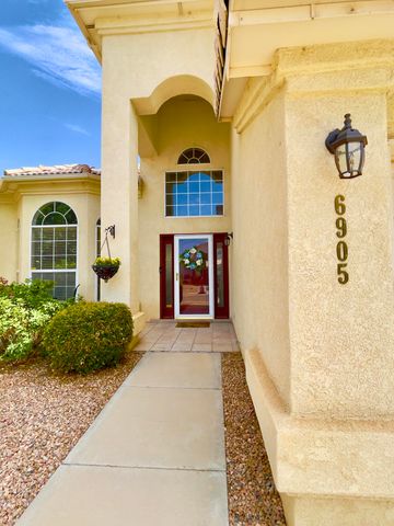 6905 Suerte Place NE, Albuquerque, NM 87113