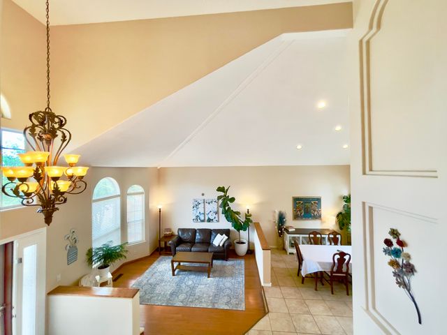 6905 Suerte Place NE, Albuquerque, NM 87113