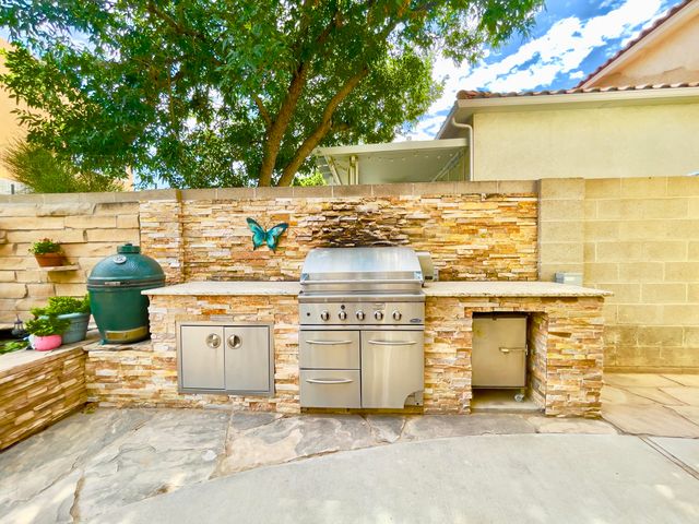 6905 Suerte Place NE, Albuquerque, NM 87113