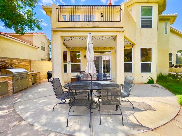 6905 Suerte Place NE, Albuquerque, NM 87113