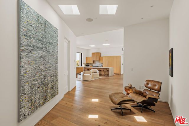 1205 Las Lomas Place, Pacific Palisades (los Angeles), CA 90272