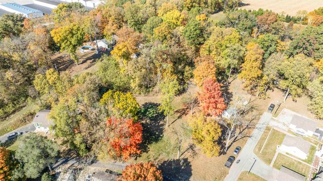 2222 S RUNWAY Court, Monticello, IN 47960