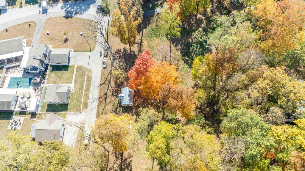 2222 S RUNWAY Court, Monticello, IN 47960