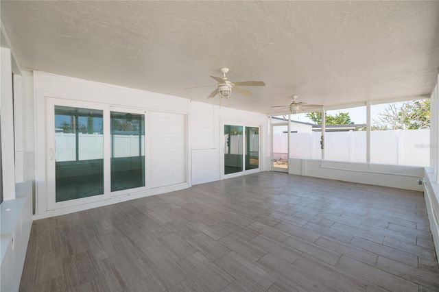 2107 DOLPHIN BOULEVARD S, St Petersburg, FL 33707