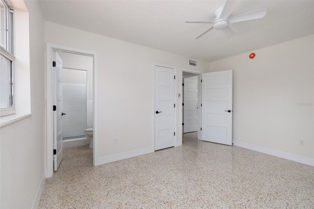 2107 DOLPHIN BOULEVARD S, St Petersburg, FL 33707