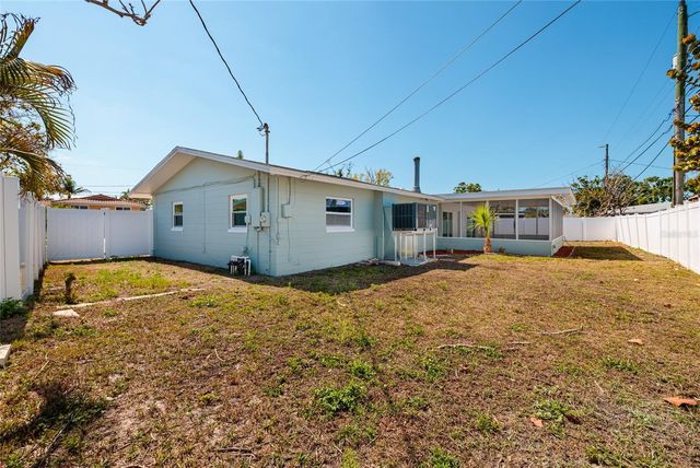 2107 DOLPHIN BOULEVARD S, St Petersburg, FL 33707