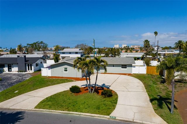 2107 DOLPHIN BOULEVARD S, St Petersburg, FL 33707