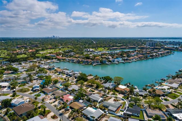 2107 DOLPHIN BOULEVARD S, St Petersburg, FL 33707