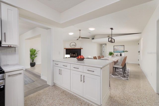 2107 DOLPHIN BOULEVARD S, St Petersburg, FL 33707