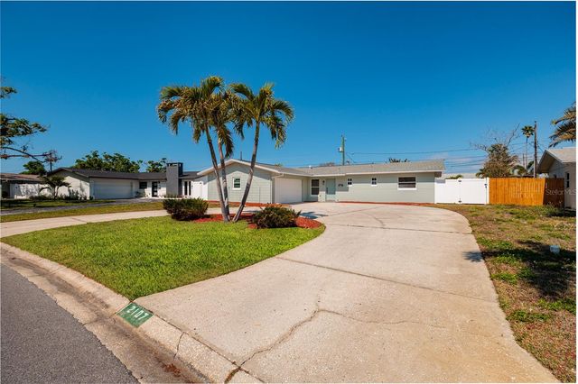 2107 DOLPHIN BOULEVARD S, St Petersburg, FL 33707