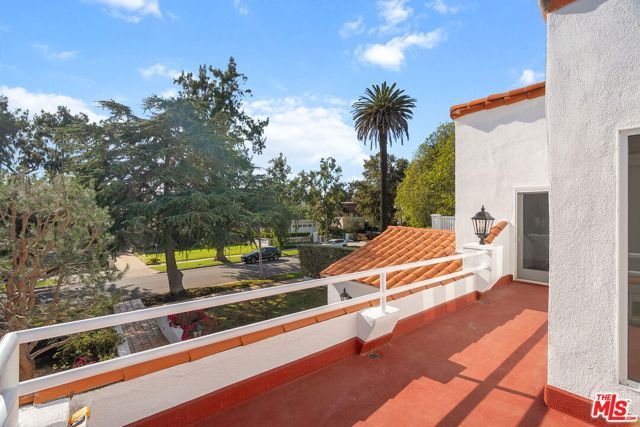 459 21st Place, Santa Monica, CA 90402