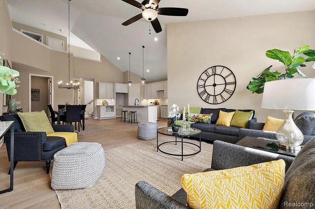 2032 Breckenridge Court 9, Rochester Hills, MI 48307