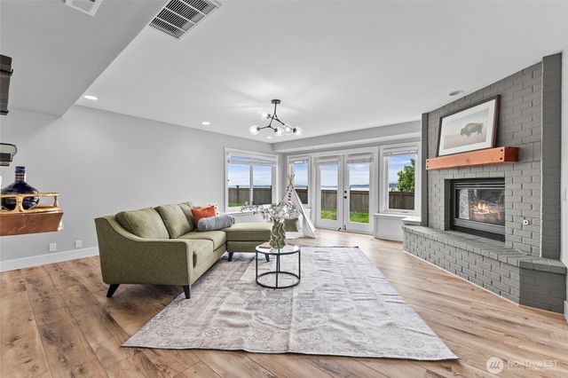 2650 NW 204th Street, Shoreline, WA 98177