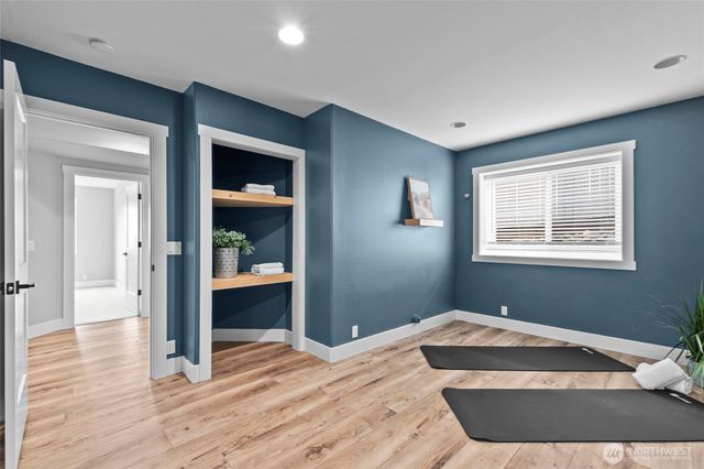 2650 NW 204th Street, Shoreline, WA 98177