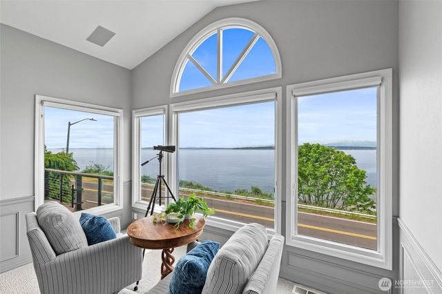 2650 NW 204th Street, Shoreline, WA 98177