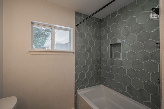 3031 Woodwind Lane, Dallas, TX 75229