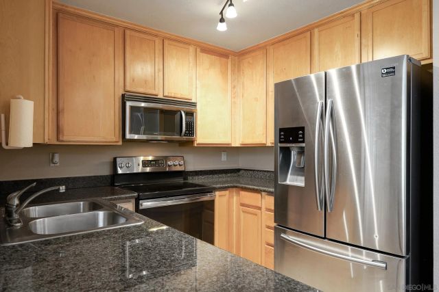 2275 Del Mar Way 306, Corona, CA 92882