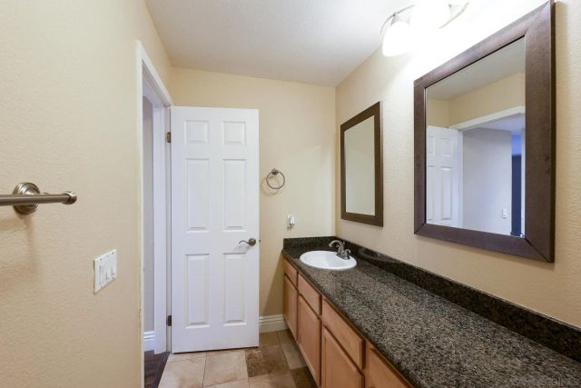 2275 Del Mar Way 306, Corona, CA 92882