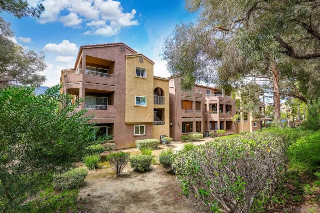 2275 Del Mar Way 306, Corona, CA 92882