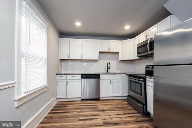 213 BRYANT AVE, Lawnside, NJ 08045