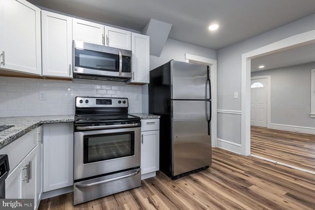 213 BRYANT AVE, Lawnside, NJ 08045