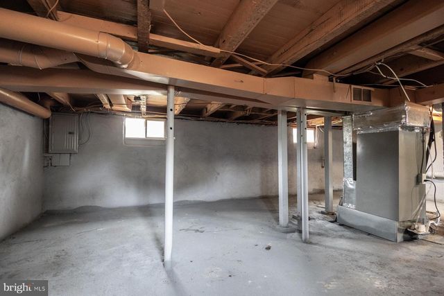 213 BRYANT AVE, Lawnside, NJ 08045