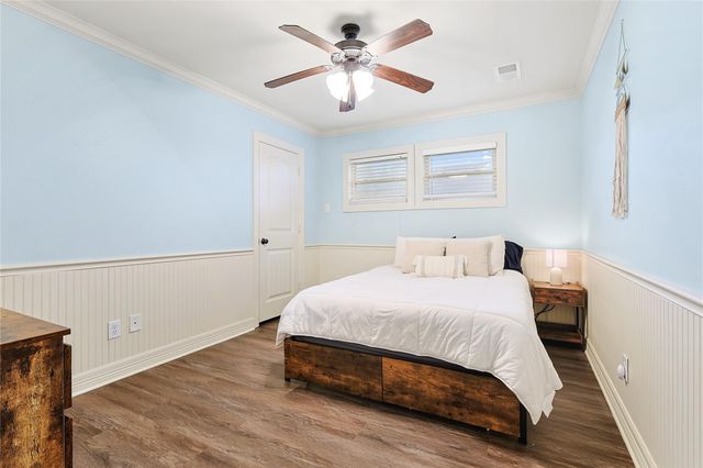 146 Tamana Drive, Galveston, TX 77554