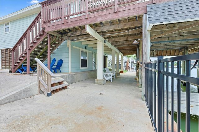 146 Tamana Drive, Galveston, TX 77554