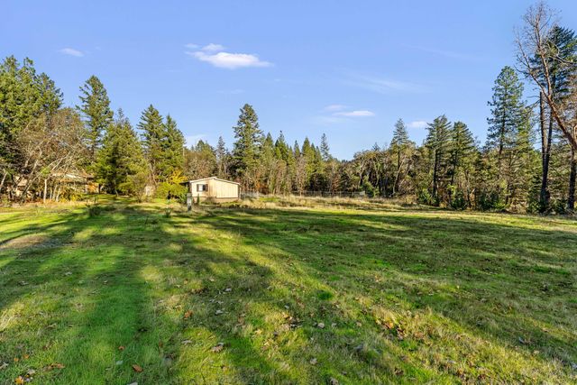 1867 Draper Valley Road, Selma, OR 97538