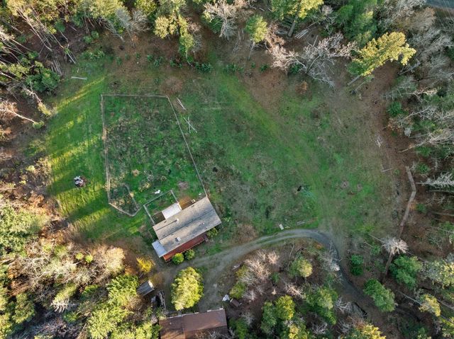 1867 Draper Valley Road, Selma, OR 97538