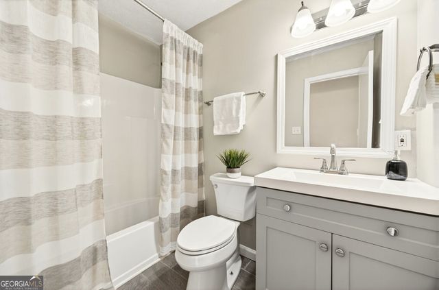 2545 Ridgecrest Drive NW, Kennesaw, GA 30152