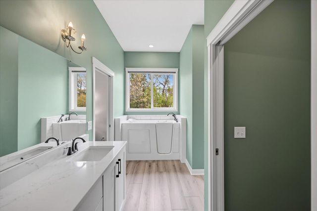 904 Saddle Club Court, Lino Lakes, MN 55014