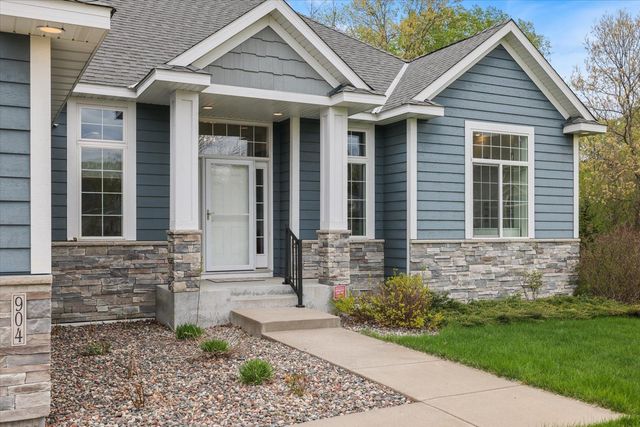 904 Saddle Club Court, Lino Lakes, MN 55014