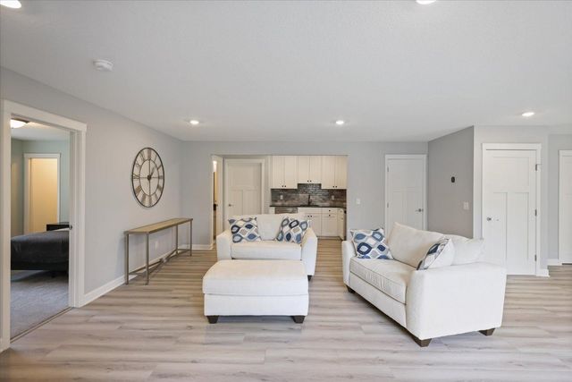 904 Saddle Club Court, Lino Lakes, MN 55014